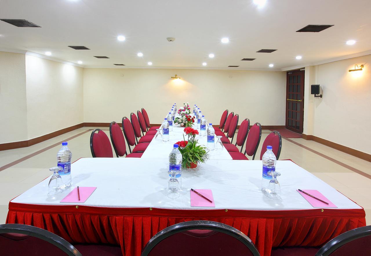 Trichur Towers Thrissur Εξωτερικό φωτογραφία