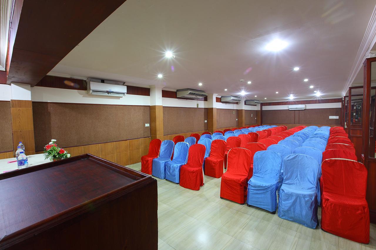 Trichur Towers Thrissur Εξωτερικό φωτογραφία