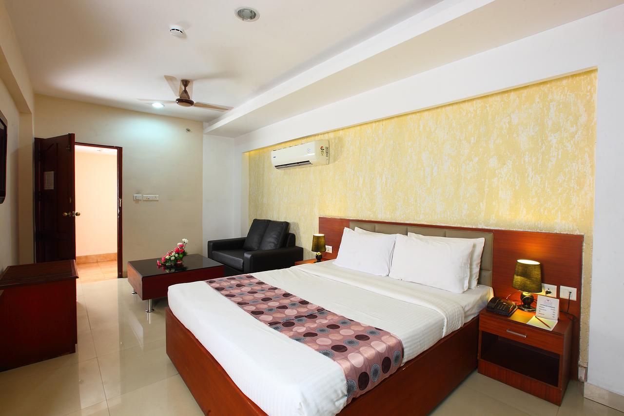 Trichur Towers Thrissur Εξωτερικό φωτογραφία