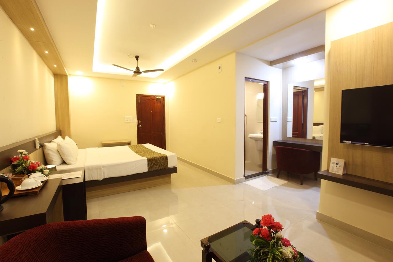 Trichur Towers Thrissur Εξωτερικό φωτογραφία